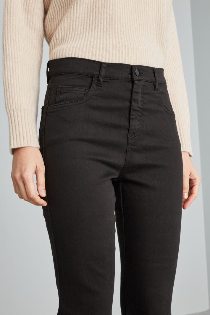 Cropped bull trousers Intrend - 3