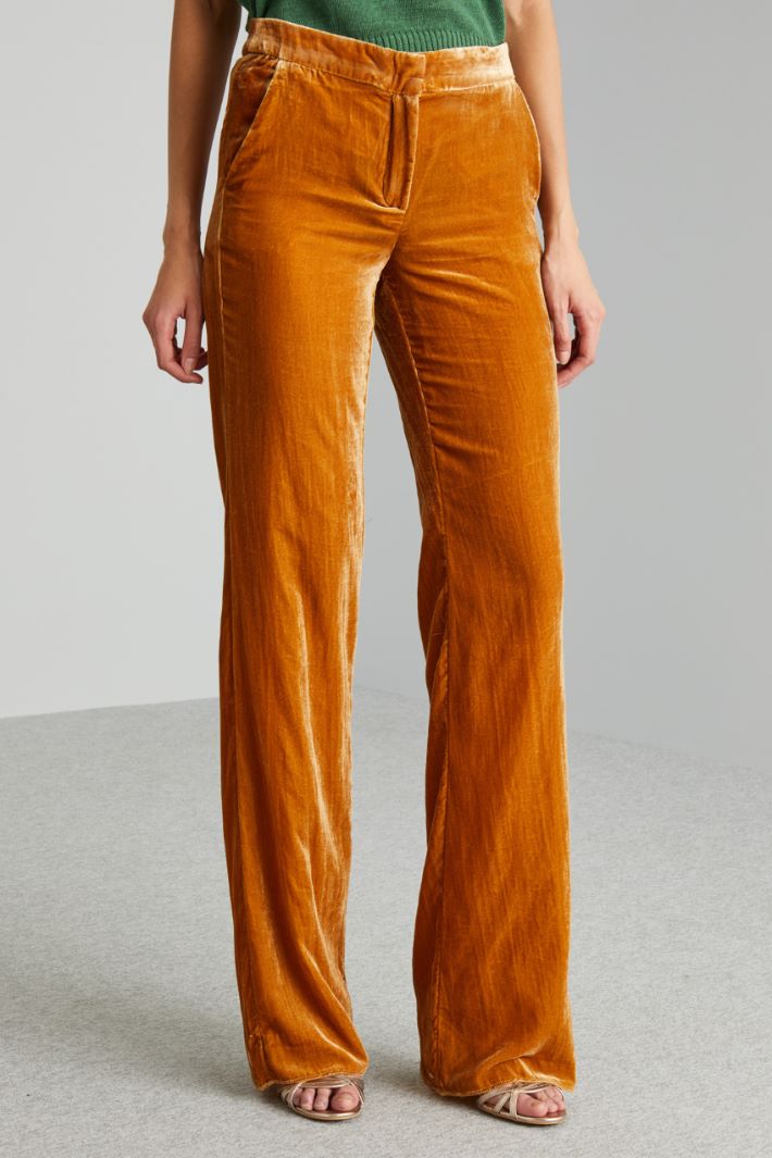 Loose-fit chenille trousers Intrend - 3