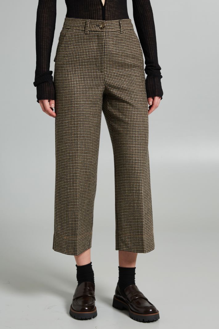 Cropped basketweave trousers Intrend - 3