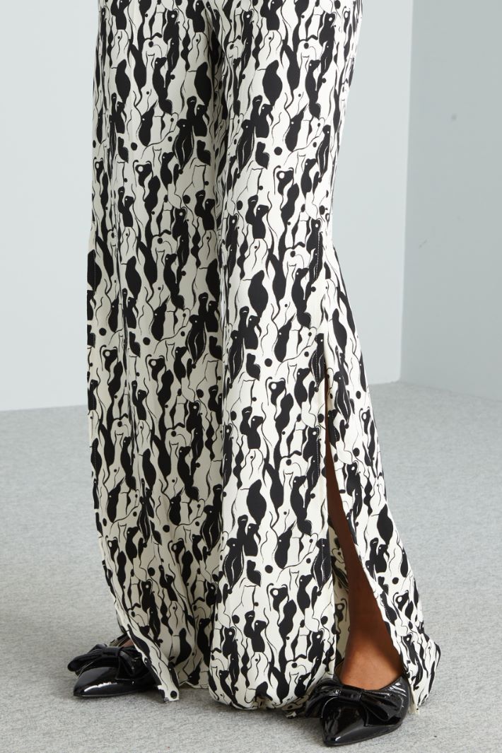 Pantalones holgados con estampado Intrend - 4