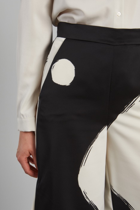 Pantaloni in enver satin lucido