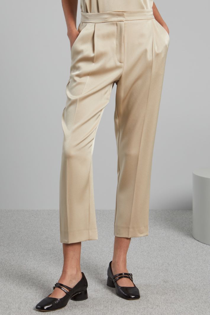 Satin carrot trousers Intrend - 3