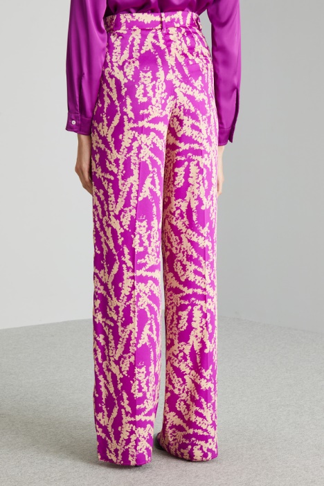 Pantalones holgados de sarga