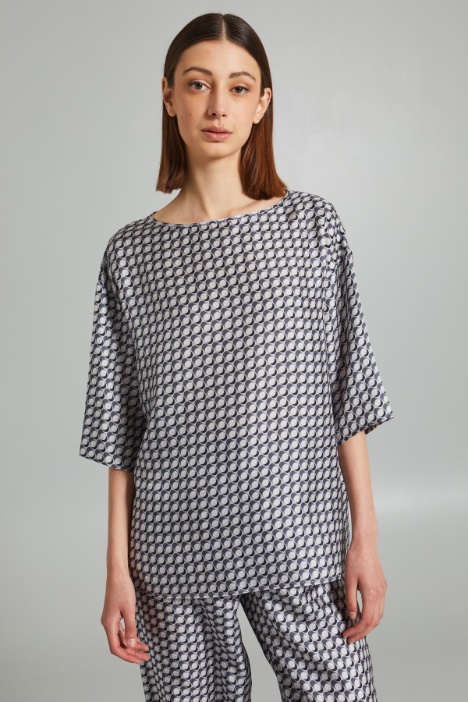 Blusa boxy in pura seta Intrend