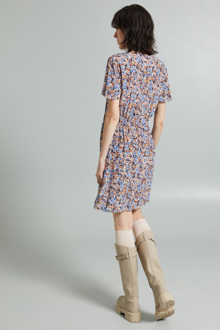 Short-sleeved dress Intrend - 2