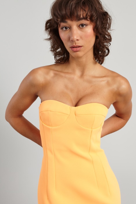 Vestido de corte bustier