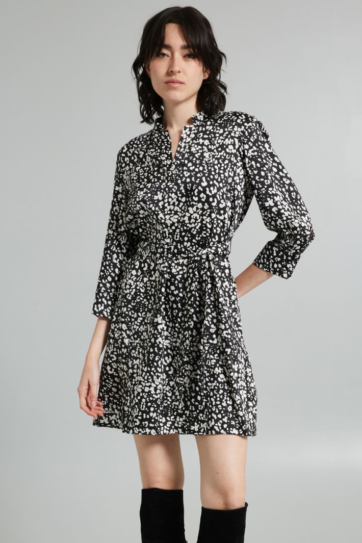 Short dress with pockets Intrend - 3