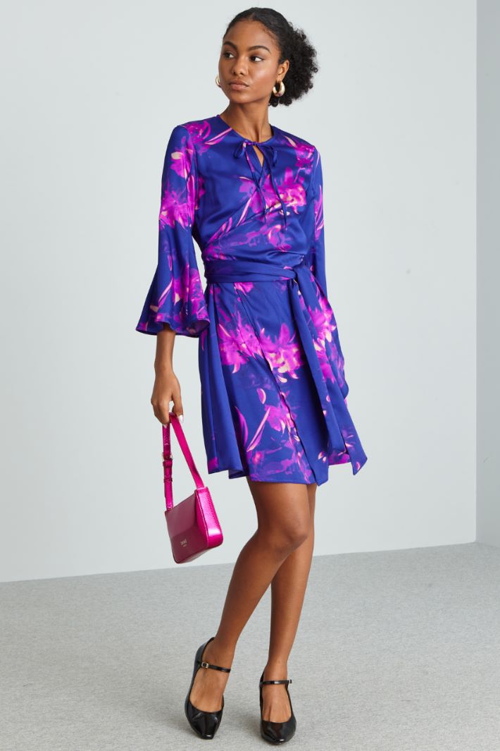 Twill wrap dress Intrend