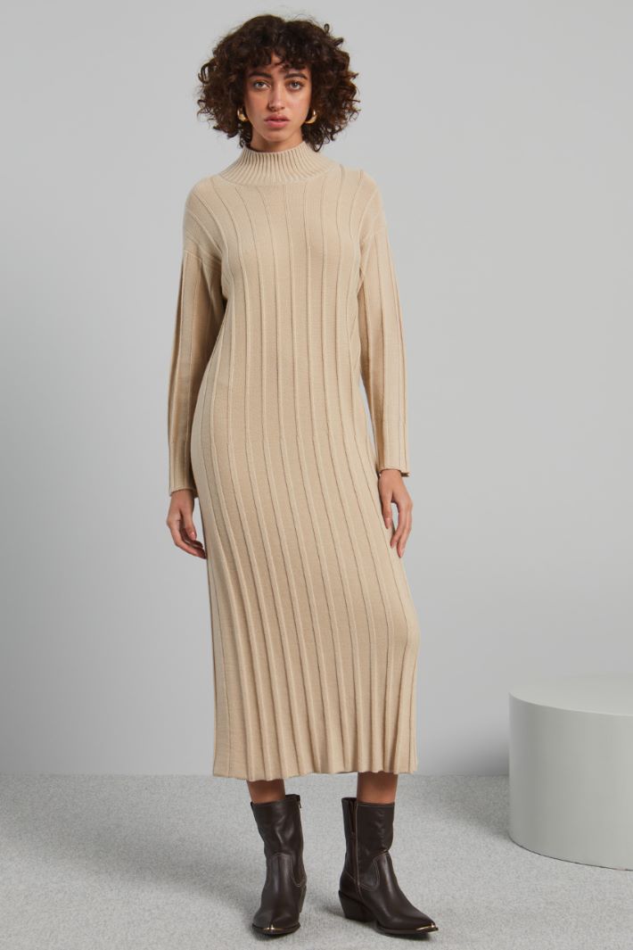 Wool yarn dress Intrend - 3