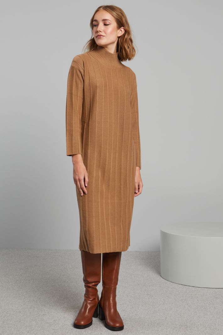 Wool yarn dress Intrend - 3