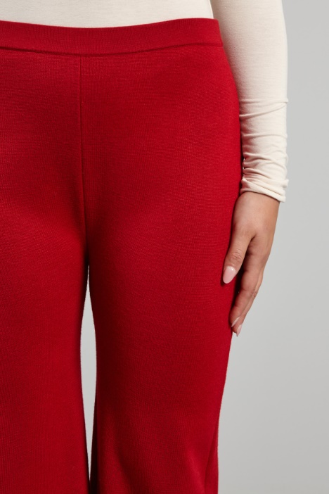 Pantaloni dritti in maglia