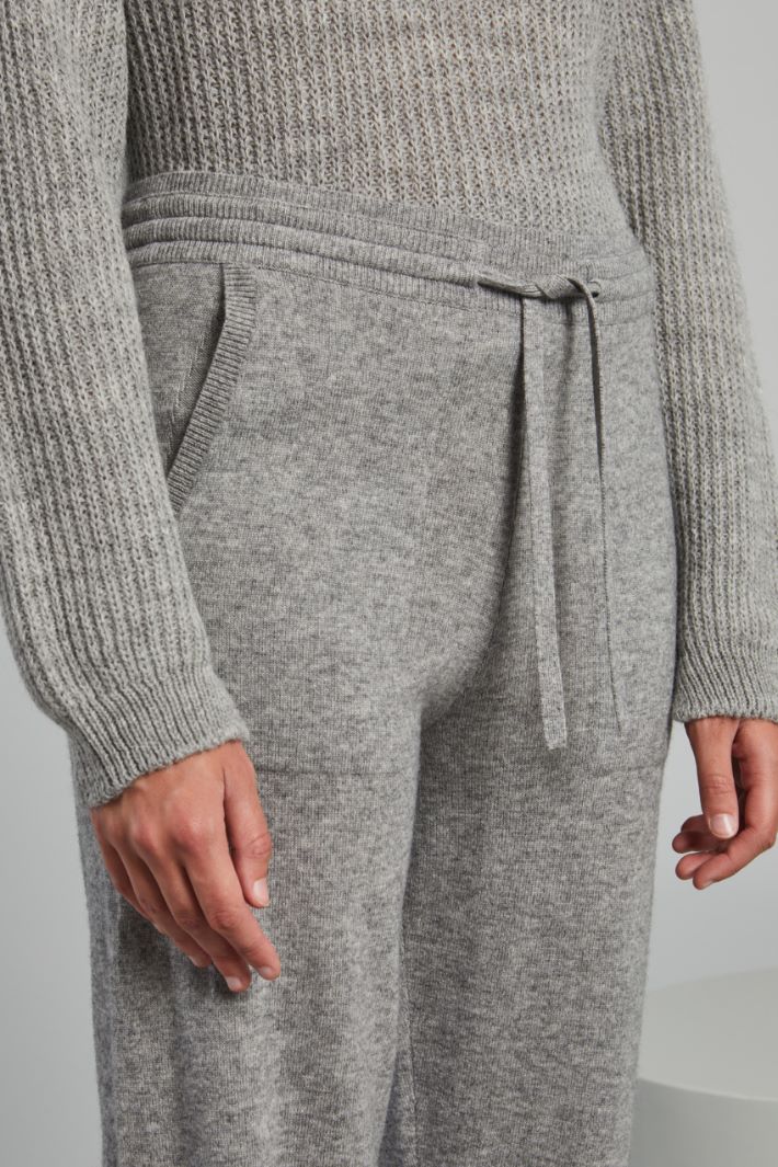 Knitted joggers Intrend - 4