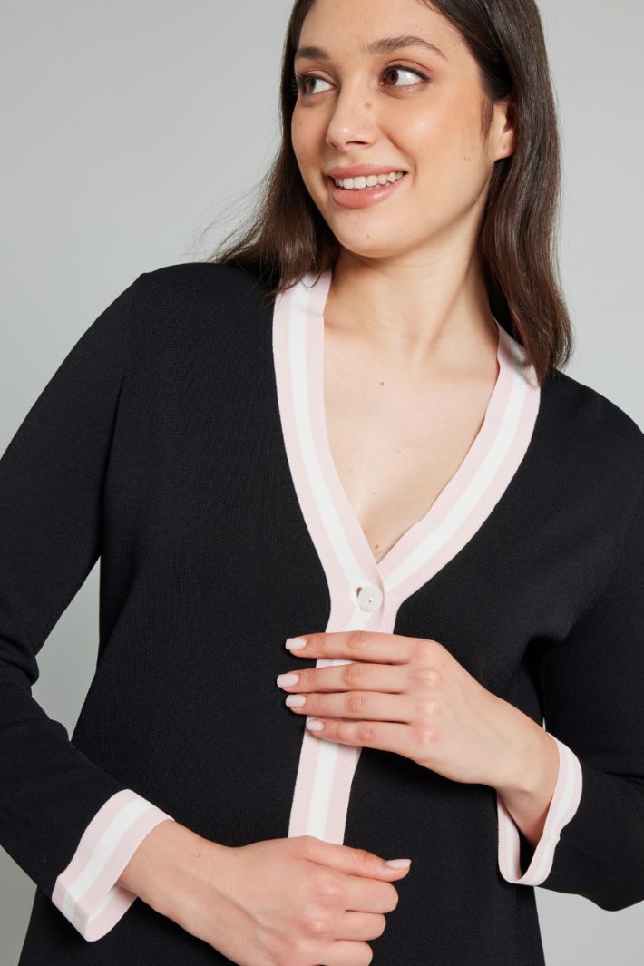 Cardigan with inlaid profiles Intrend - 4