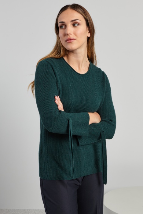 Sweater with tie-embellished sleeves Intrend