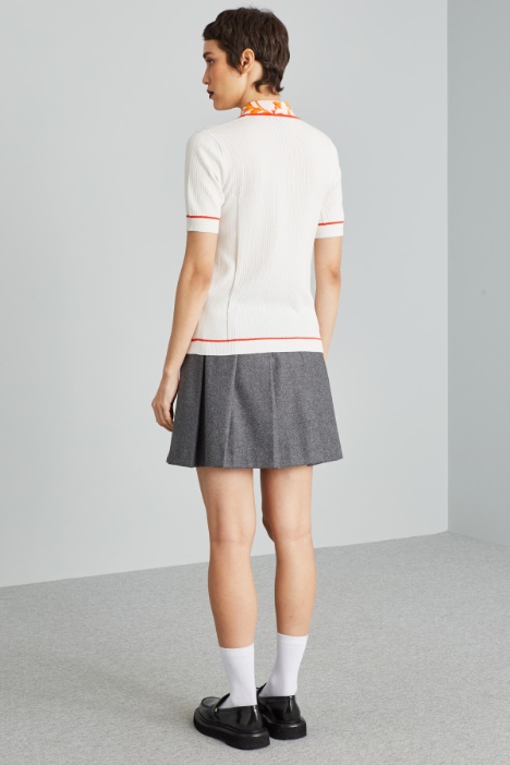 Polo con dettagli a contrasto