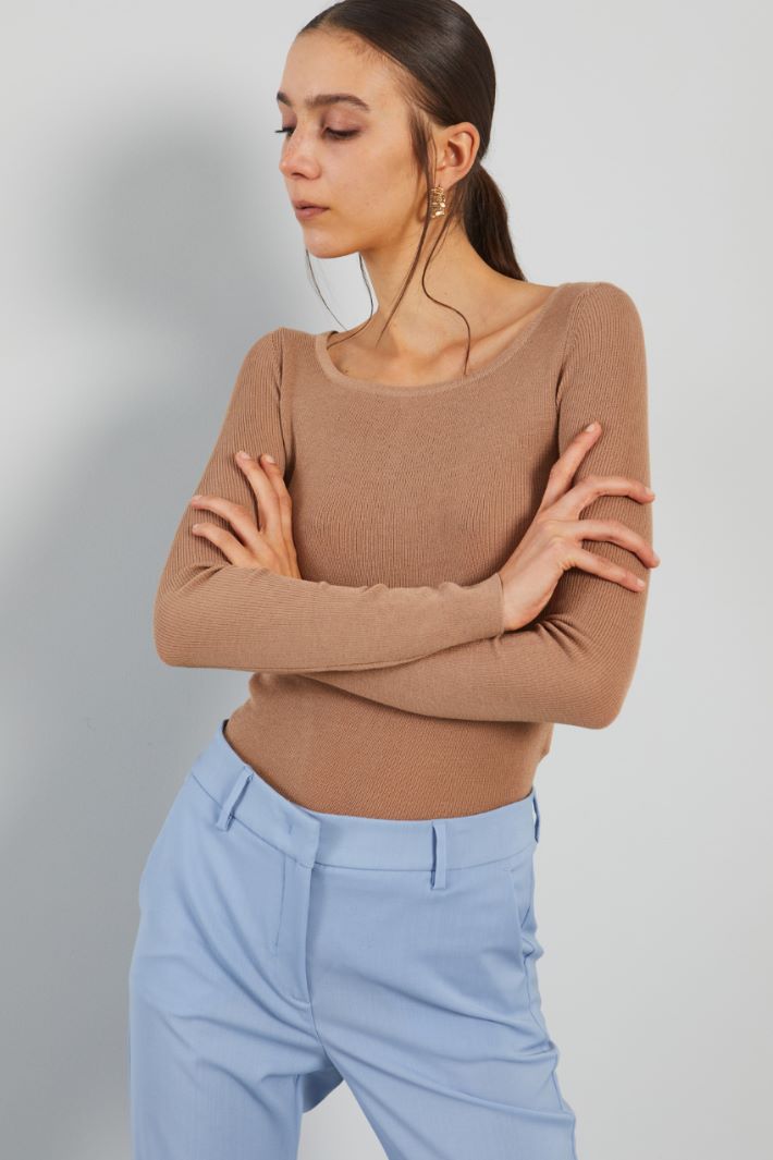 Slim-fit viscose sweater Intrend - 3