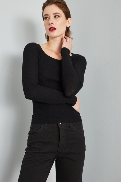 Slim-fit viscose sweater Intrend