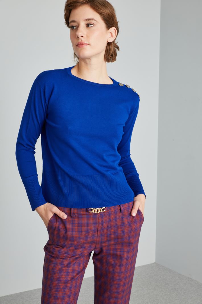 Boxy sweater with buttons Intrend - 3