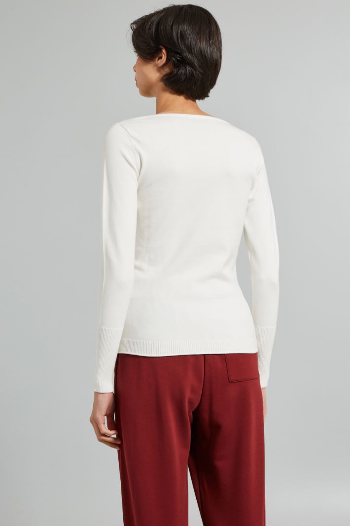 Asymmetric neck sweater Intrend - 2