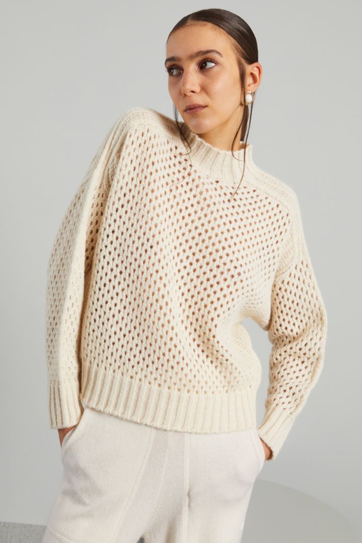 Openwork sweater Intrend - 3