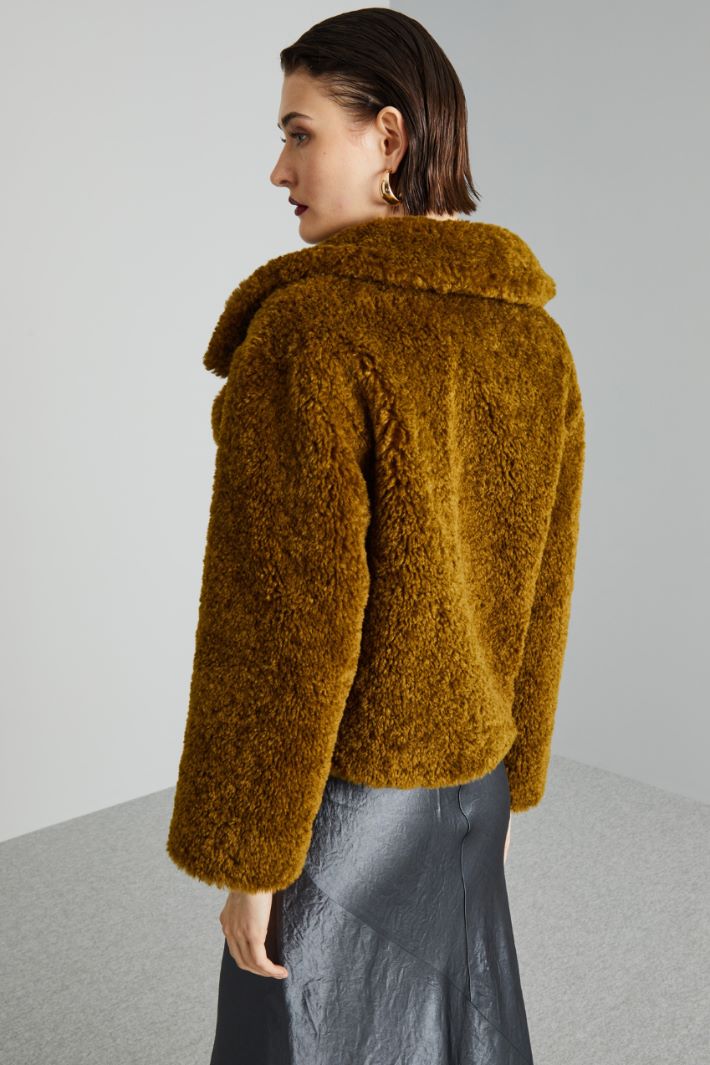 Plush boxy jacket Intrend - 2