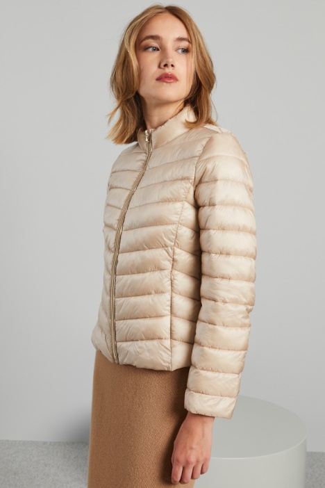 Imbottito con collo montante