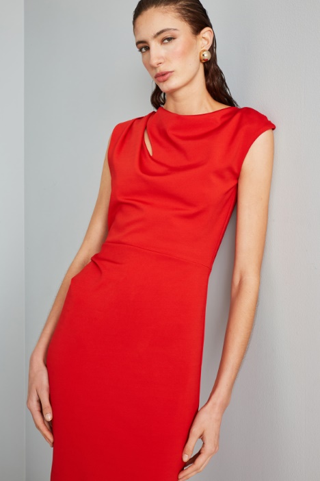 Abito midi con spacco