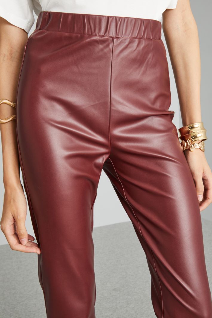 Slim fit faux leather trousers Intrend - 4