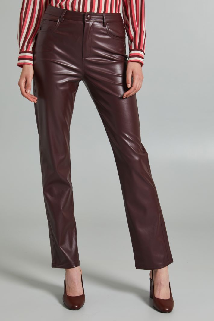 5-pocket faux leather trousers Intrend - 3