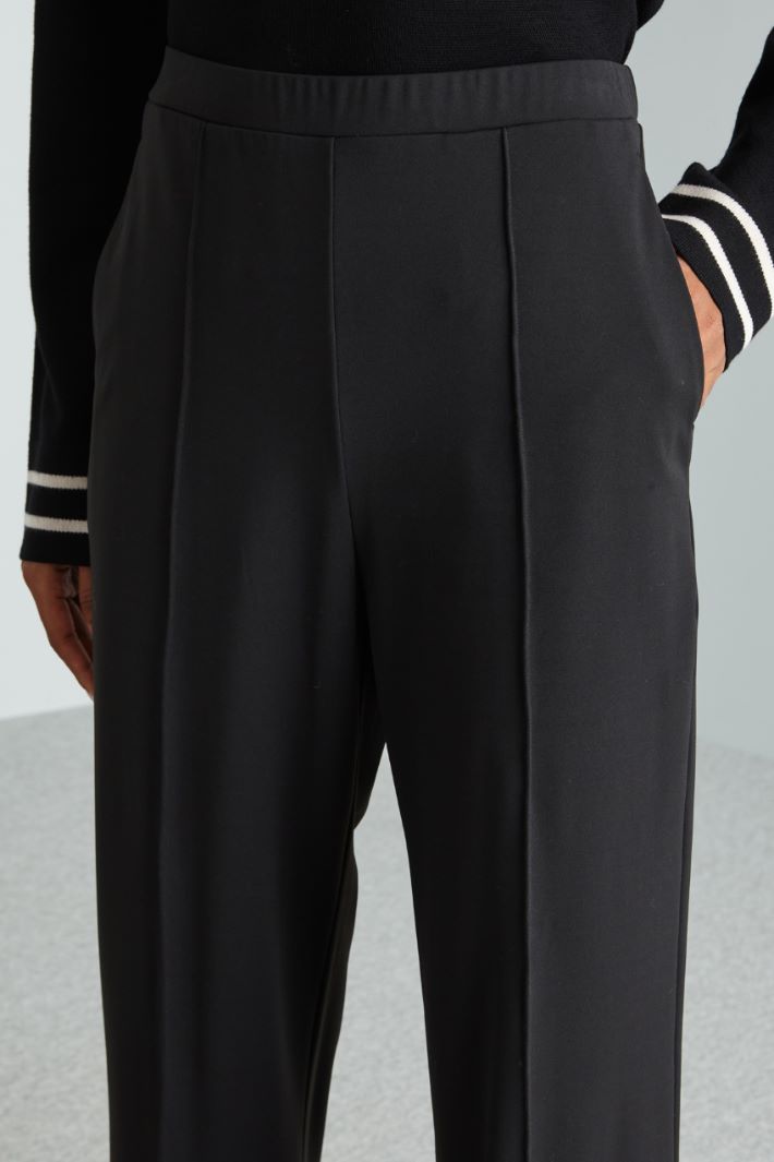 Trousers with elastic waist Intrend - 4