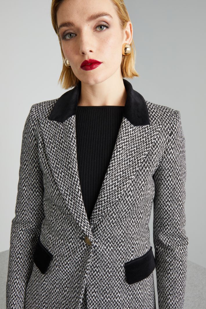 Blazer with velvet details Intrend - 4