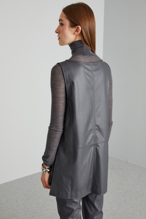 Top largo de polipiel