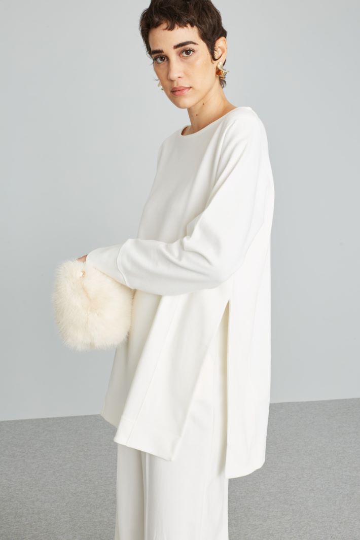 Long sweatshirt with slits Intrend - 3