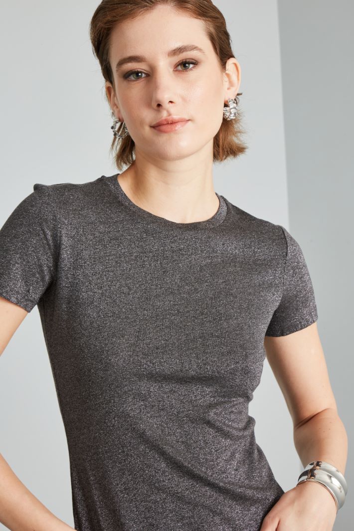 Camiseta ajustada de lamé Intrend - 4