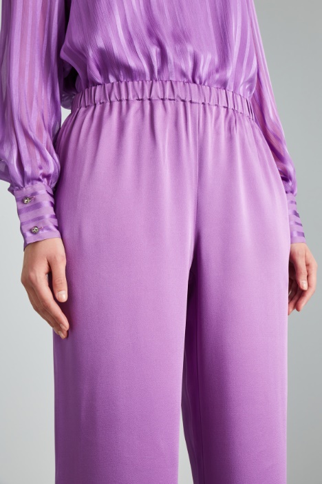 Pantaloni in enver satin
