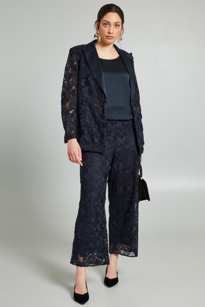 Macramé lace trousers Intrend