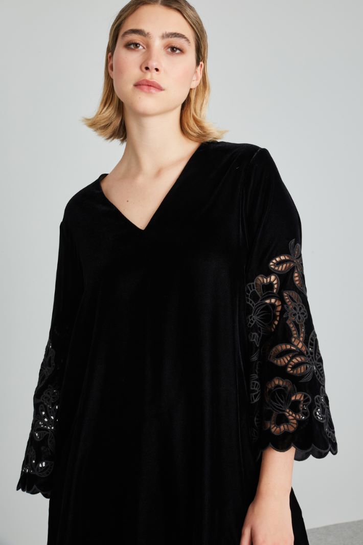 Embroidered velvet tunic Intrend - 3