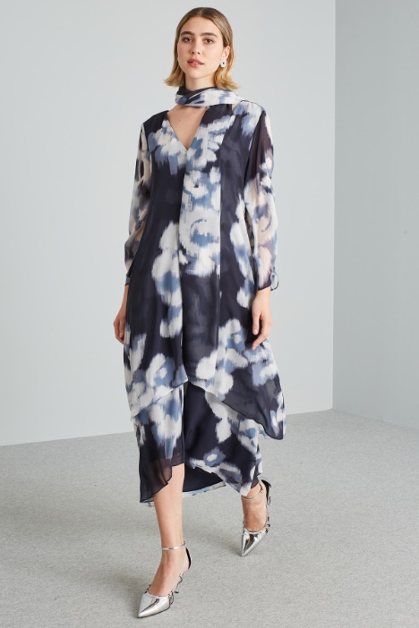 Vestido de chifón estampado