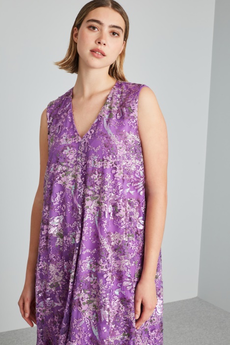 Abito lungo in tulle ricamato