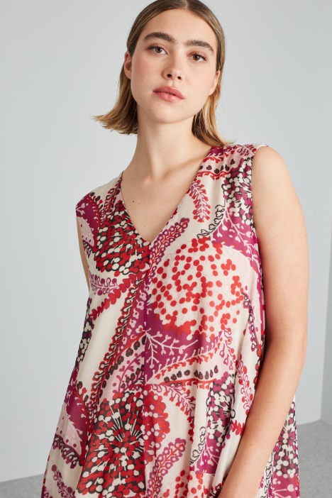 Abito smanicato in georgette