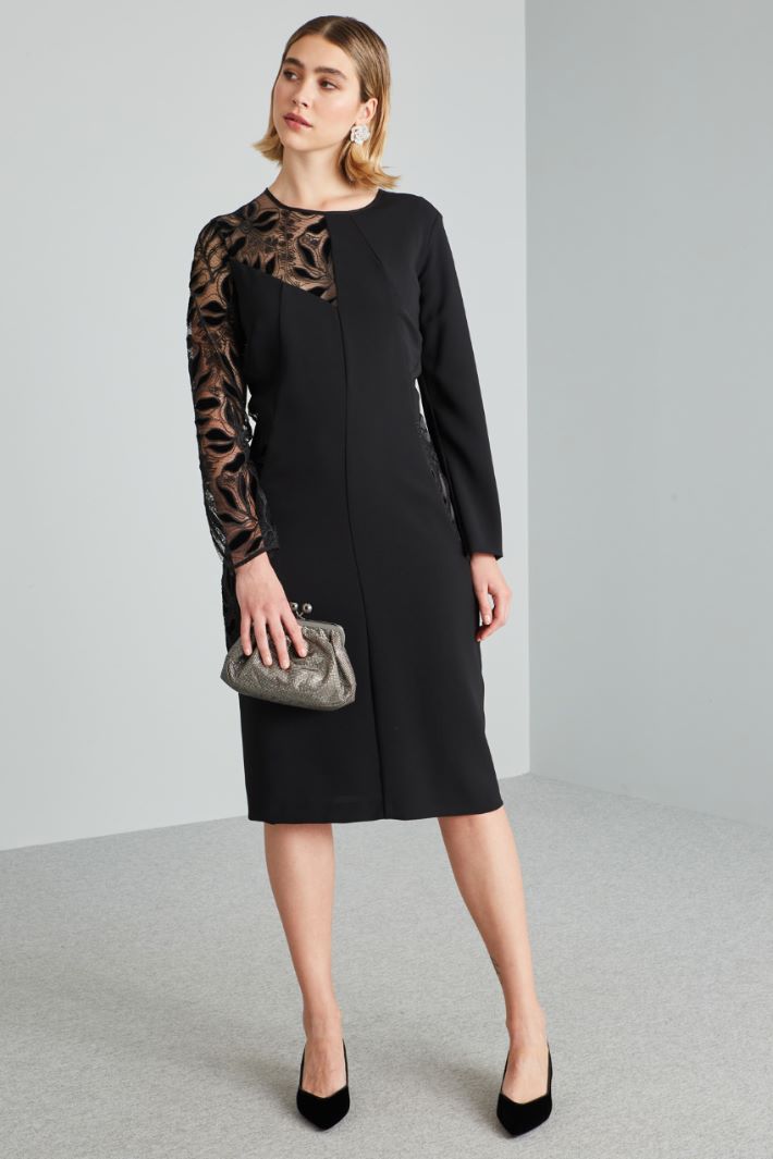 Dress with lace inserts Intrend