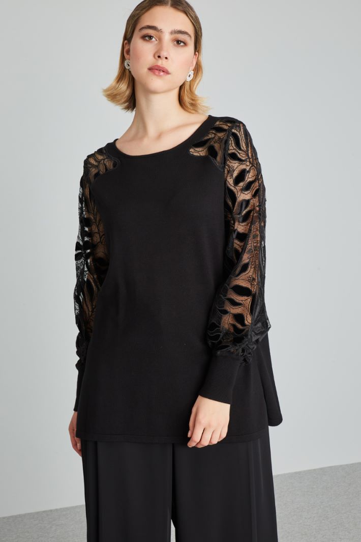 Viscose and lace sweater Intrend - 3