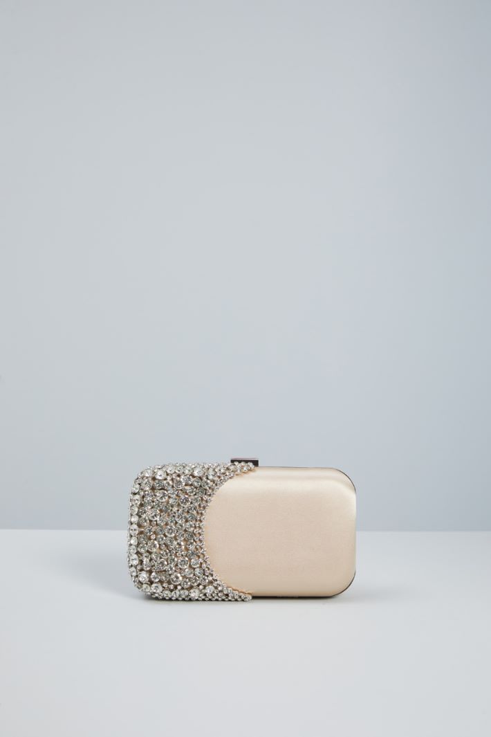 Rhinestone satin clutch Intrend