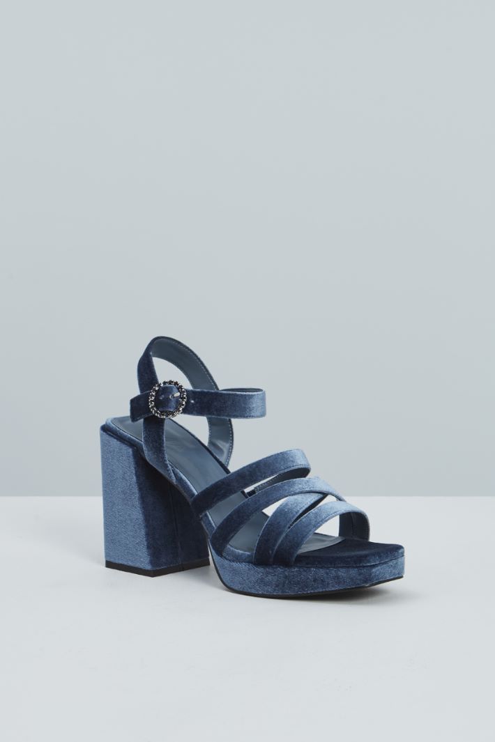 Velvet platform sandals Intrend - 2