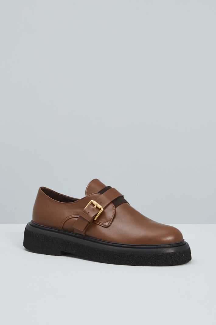 Leather loafers with strap Intrend - 2