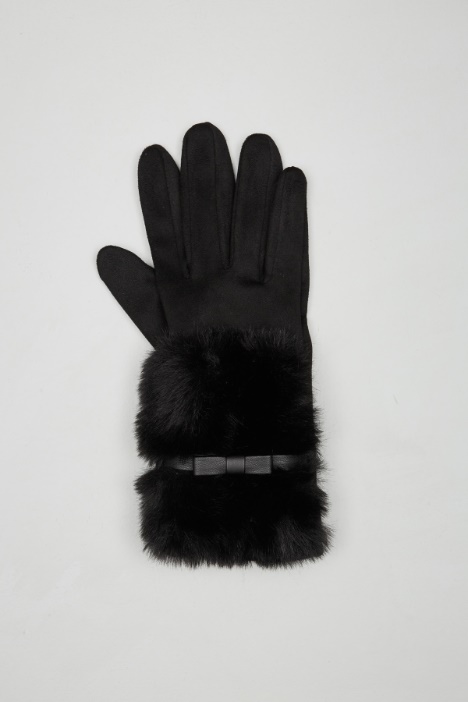 Guantes con borde de pelo sintético