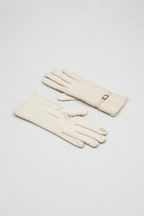 Gloves with raised motif Intrend