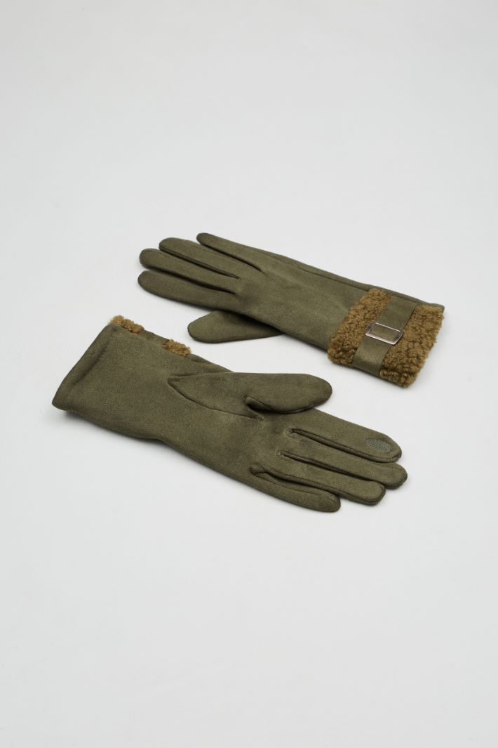 Gloves with plush insert Intrend