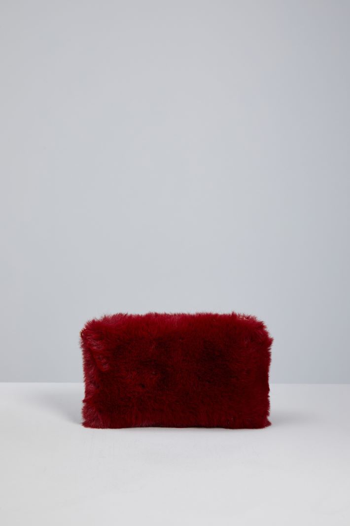 Faux fur bag Intrend