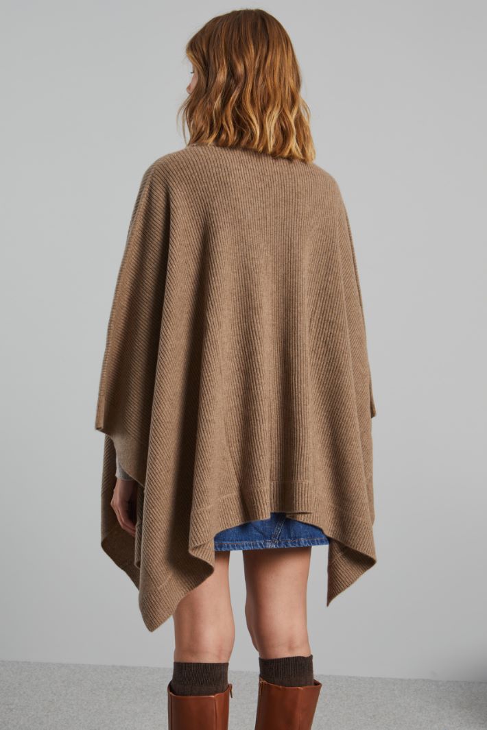 High neck poncho Intrend - 2